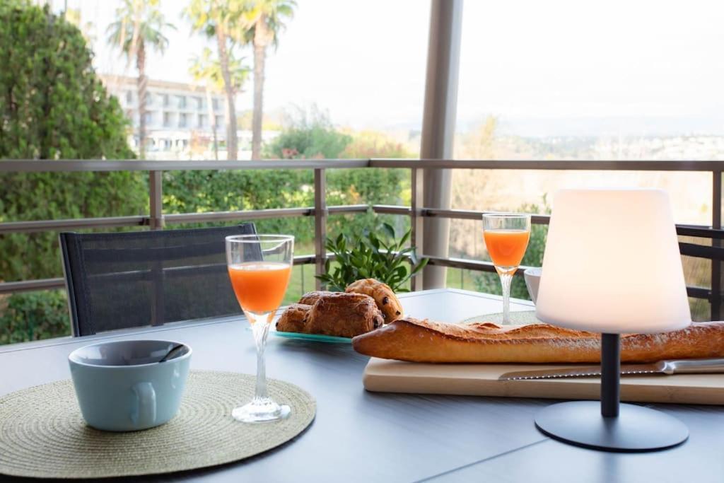Appartamento A7- 2 Bdr Sea & Mountain View - Ac, Parking, Pool & Terrace Antibes Esterno foto