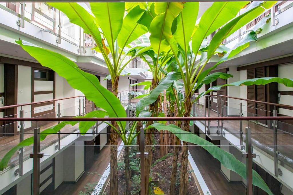 Appartamento A7- 2 Bdr Sea & Mountain View - Ac, Parking, Pool & Terrace Antibes Esterno foto