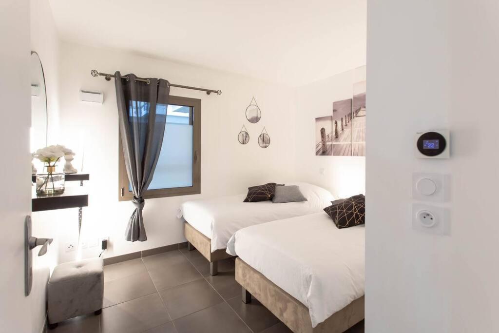 Appartamento A7- 2 Bdr Sea & Mountain View - Ac, Parking, Pool & Terrace Antibes Esterno foto